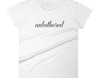 Camisa despreocupada - Camiseta despreocupada - Camiseta engraçada - Camiseta fofa - Camiseta branca feminina