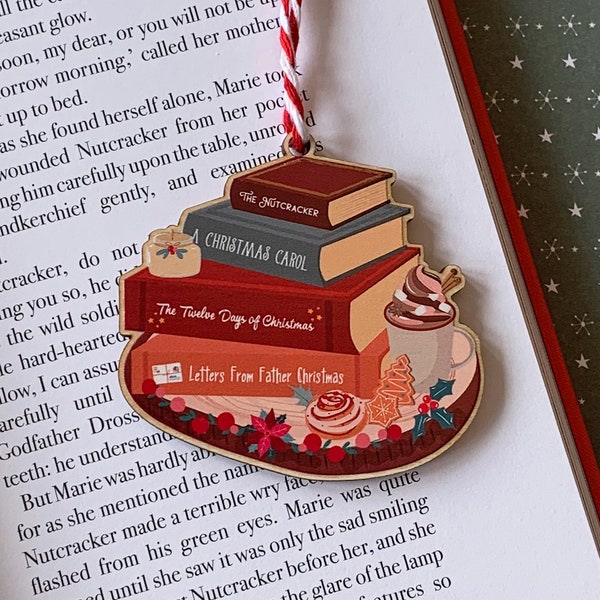 Festive Book Stack Wooden Christmas Tree Decoration - Bookish - Cosy Decoration - Gifts for Book Lovers - Eco-Friendly - Stocking Filler