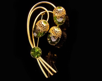 Large Acorn brooch - peridot green - good luck gift - vintage victorian symbol -August birthstone - leo virgo - 15th wedding anniversary