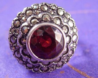 Garnet & Sterling Vintage Ring Deco Harem Rhinestone Marcasite January Decorative Birthstone Jewelry Size 7