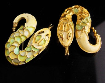 Exotic pair  Snake brooch - serpent duettes - Vintage enamel  Figural Cleopatra pin - Egyptian Revival jewelry