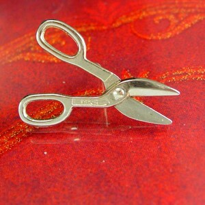 Working Intercast Scissors Vintage Tie Tack Barber Shears Lapel Pin ...