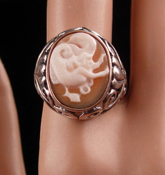 Naughty Mermaid ring / sterling nude cameo / Roma… - image 5