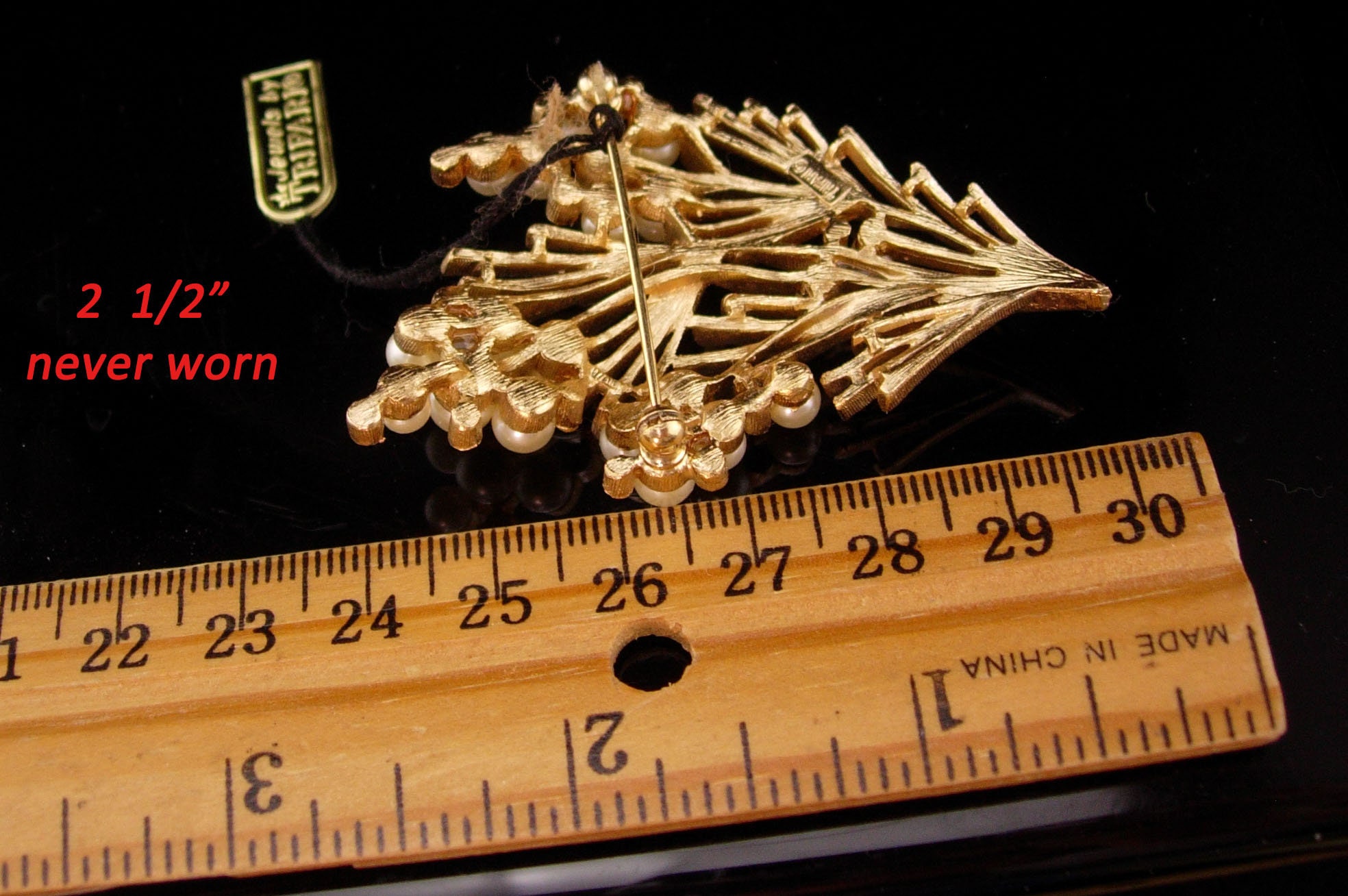 Crown Trifari With Original Tag Brooch - Vintage Couture