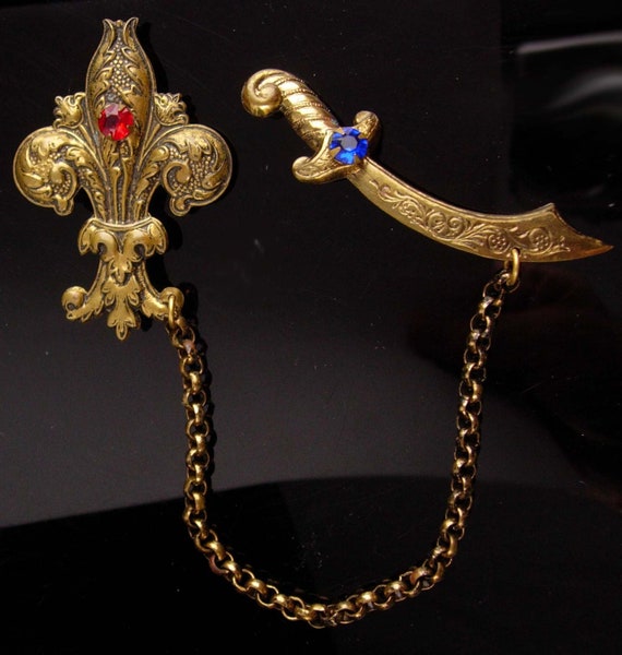 Antique Cloak Clasp with chains - large Fleur de … - image 3