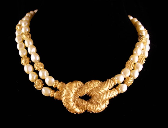 Vintage Couture Pearl necklace - Mary McFadden Lo… - image 1