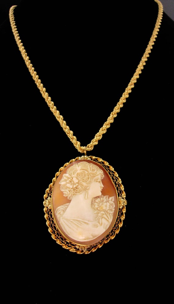 Antique genuine Cameo necklace - Vintage victoria… - image 2