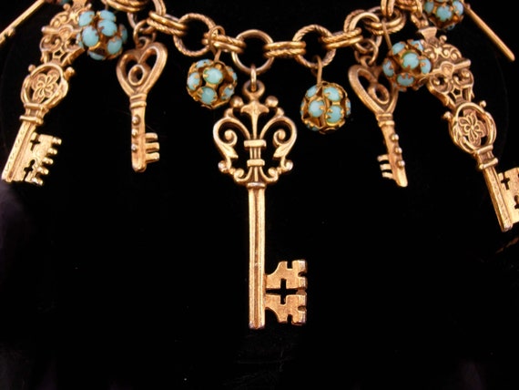 Vintage large skeleton Charm bracelet - turquoise… - image 5