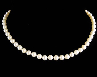 Vintage 14kt white gold pearl choker - Bridal necklace / 6mm white Pearls /  15" long / hand knotted pearls / Wedding Jewelry communion