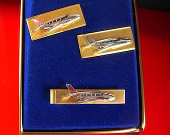 Airplane Cufflinks Tie clip Balfour golden ORIGINAL BOX Aircraft Cufflinks Vintage  Aerospace Aviation Pilots Piper mens cool gift Tie bar