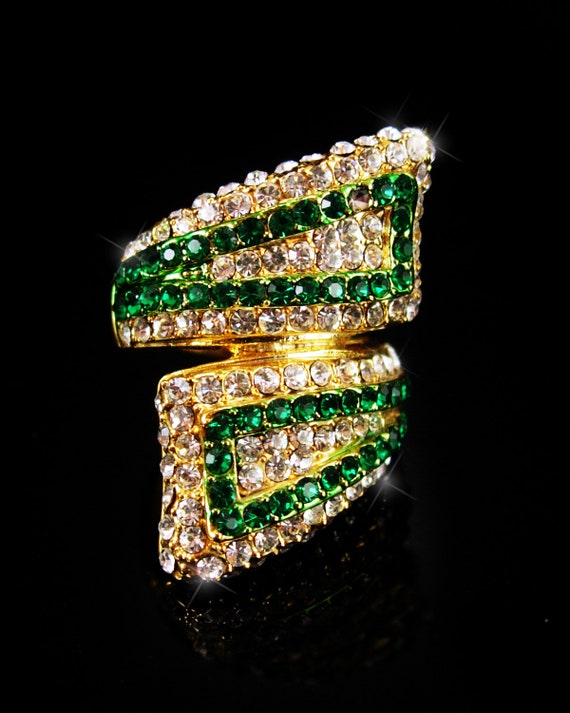 Fairy Wings Ring Green pave rhinestone Signed mys… - image 1