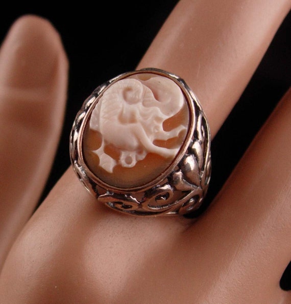 Naughty Mermaid ring / sterling nude cameo / Roma… - image 3