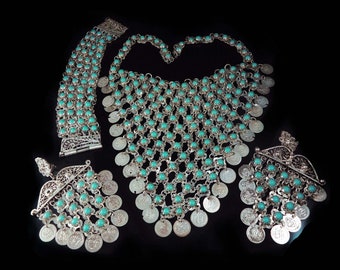 Vintage Fringe necklace - turquoise bracelet - chandelier earrings - hippie parure  - Goddess necklace set
