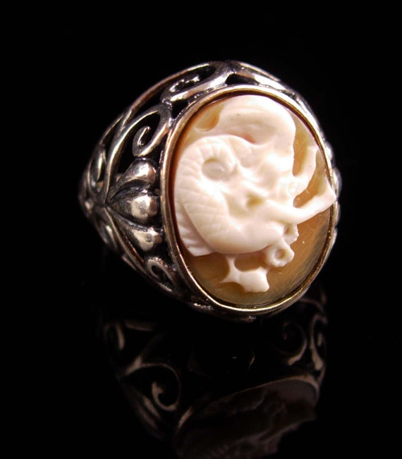 Naughty Mermaid ring / sterling nude cameo / Roma… - image 2