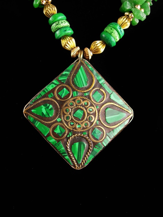 Malachite tribal necklace / Vintage Irish Gift / … - image 1