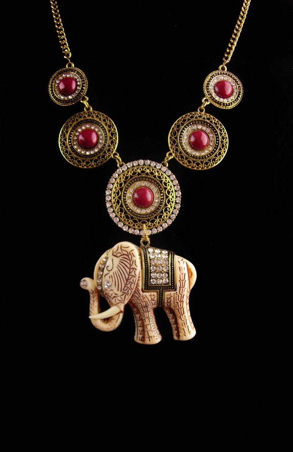 Exotic Elephant necklace - Rhinestone india state… - image 1