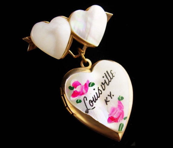 Sweetheart Heart Locket / Vintage WWII Brooch / P… - image 1