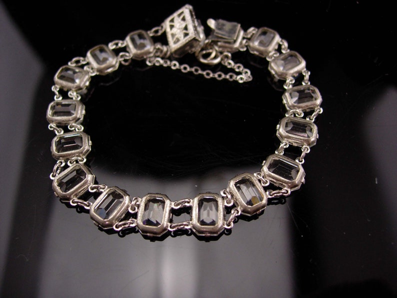 Vintage Art deco rock crystal bracelet / Antique brilliant faceted open back quartz bracelet estate jewelry safety chain image 4