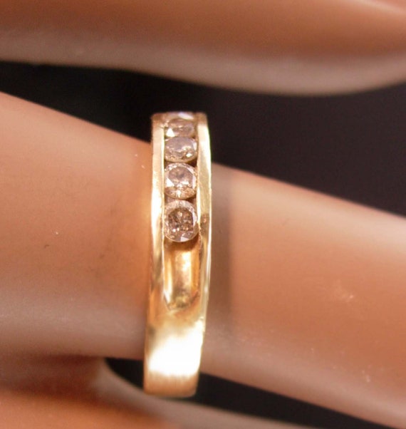 Genuine 11 Diamond wedding band - 14k yellow gold… - image 3