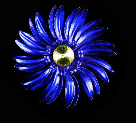 HUGE blue Brooch -  BIGGEST enamel flower pin Riv… - image 2