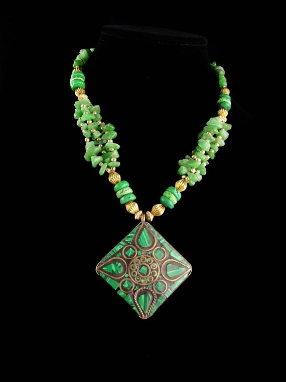 Malachite tribal necklace / Vintage Irish Gift / … - image 2