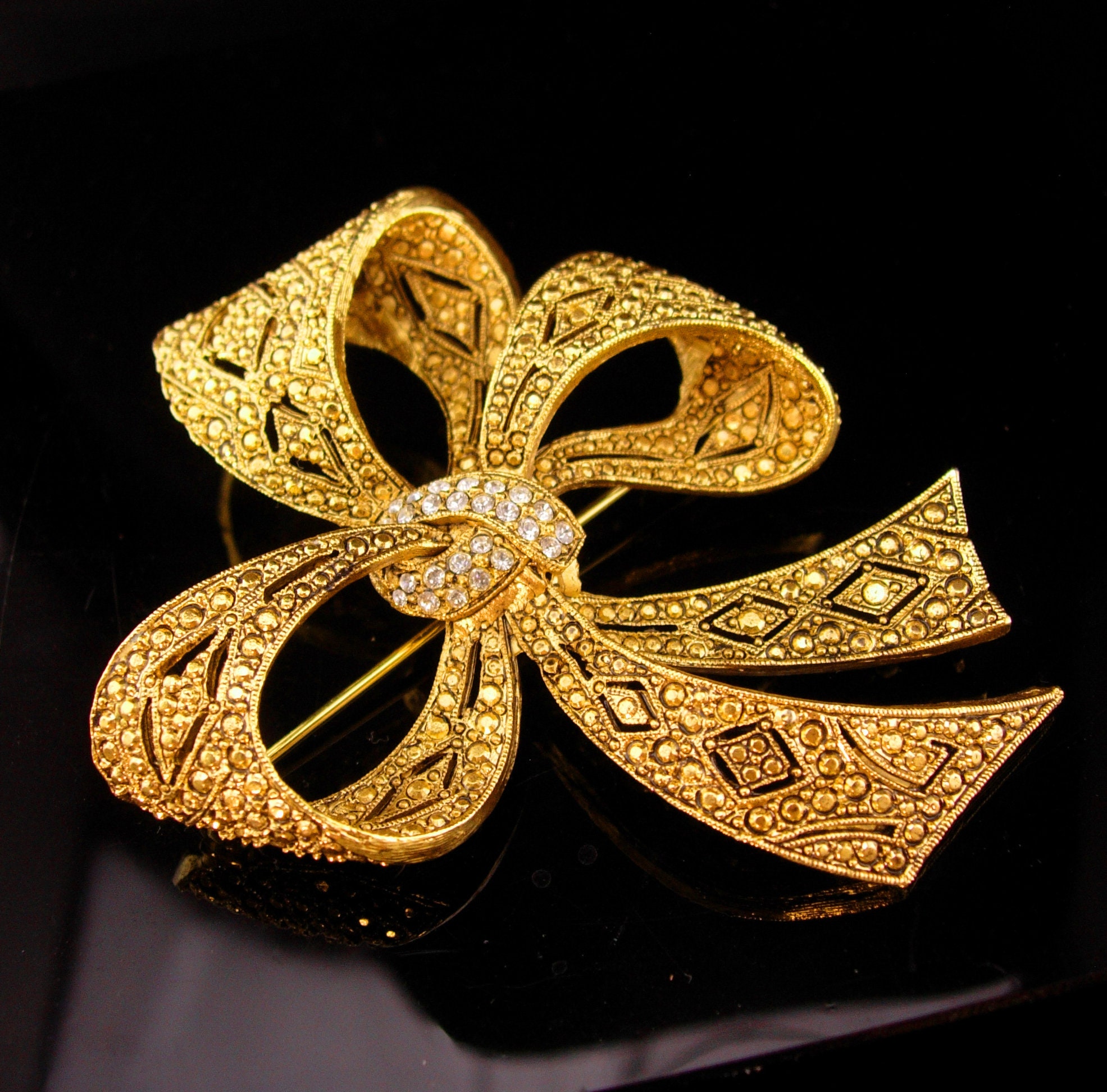 Oscar de la renta brooch - Etsy 日本