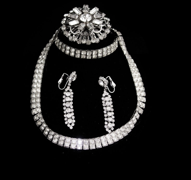 Vintage Rhinestone parure deco silver necklace 14 choker 2 chandelier earrings Dazzling bracelet clip on earrings big brooch image 1