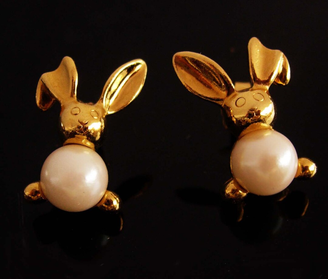 Whimsical Rabbit Earrings / Vintage Bunny Golden Set / Pearl Etsy