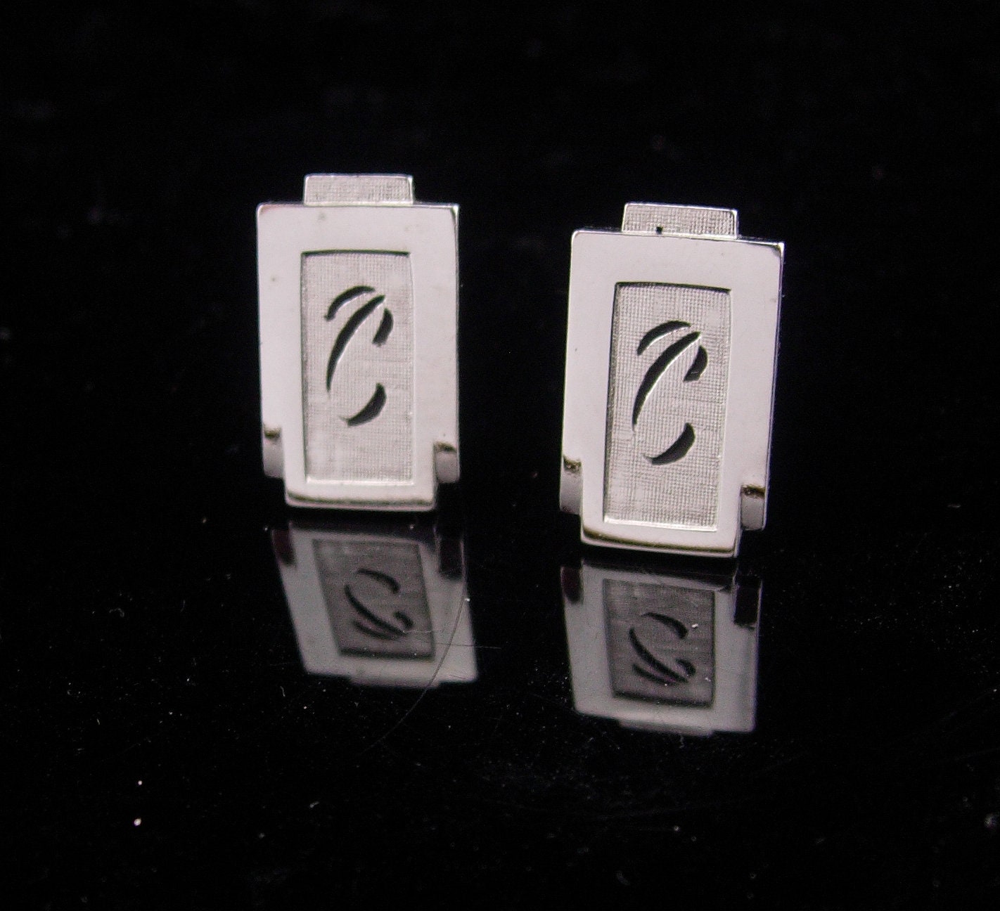 Boutons De Manchette Vintage Lettre C En Métal Argenté - Occasion Très Bon état - Boîte Originale