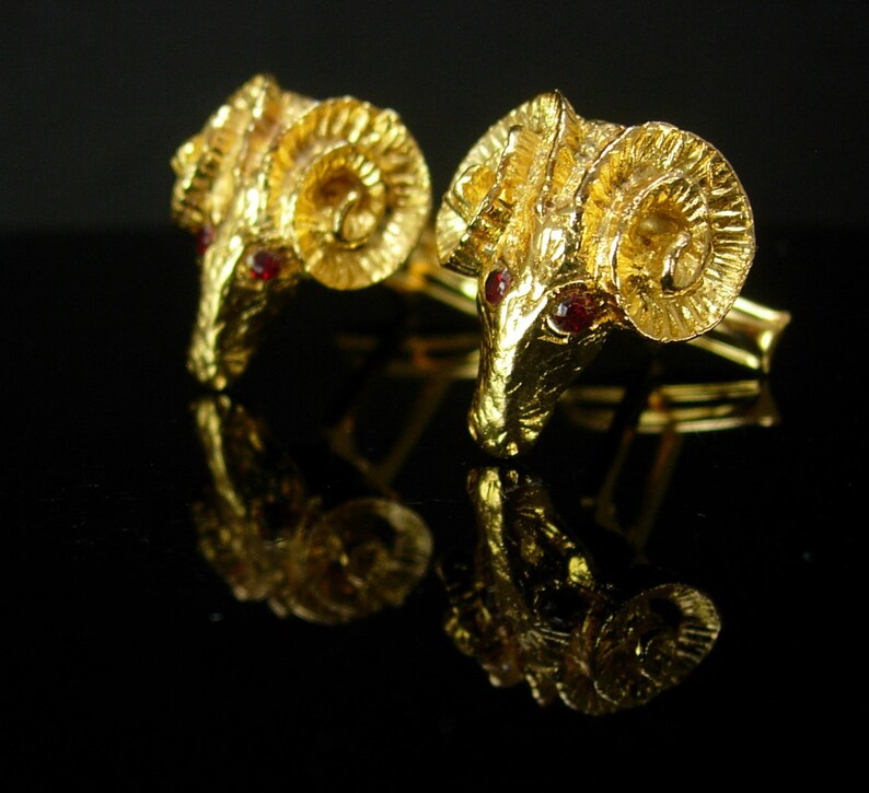 ARIES Vintage Ram Cufflinks garnet Rhinestone eyes Sheep Vintage Gold Wildlife Astrology mens accessory Leo Sagittarius gift