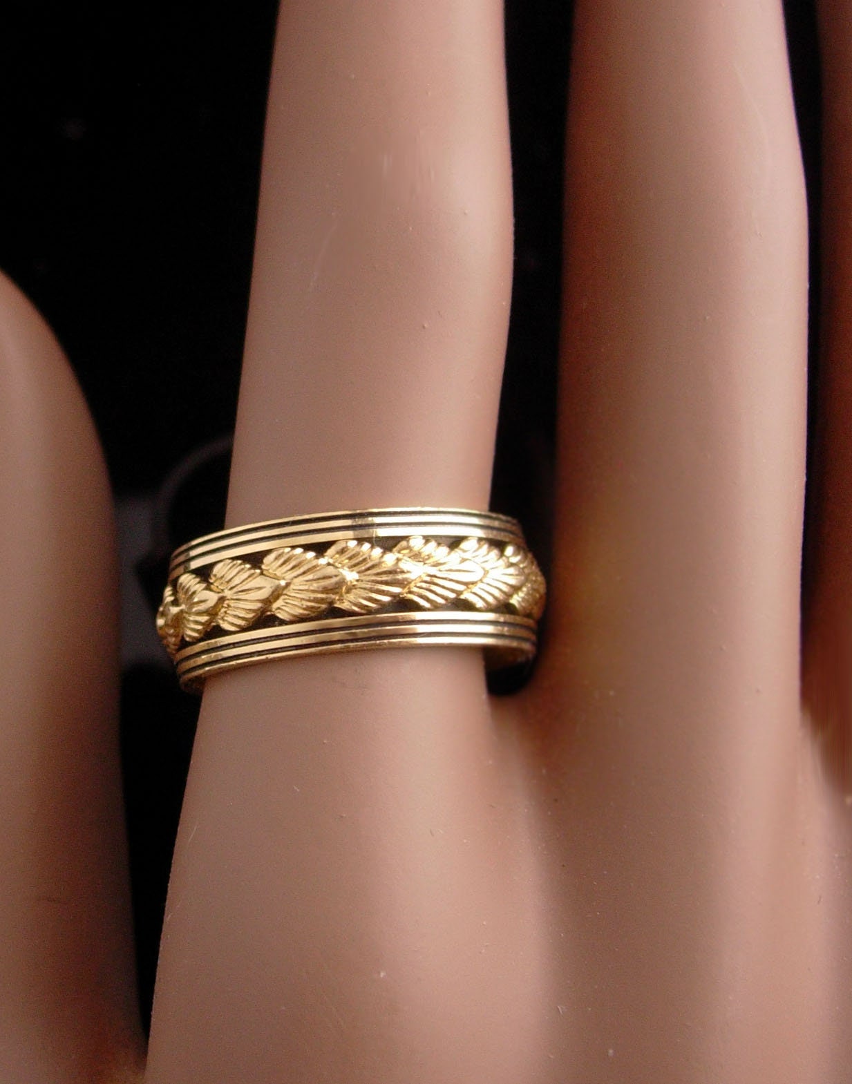 Fancy Wedding Band 14KT GOLD Art Carved Wedding Ring - Etsy