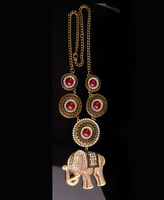 Exotic Elephant necklace - Rhinestone india state… - image 4