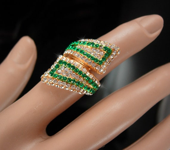 Fairy Wings Ring Green pave rhinestone Signed mys… - image 3