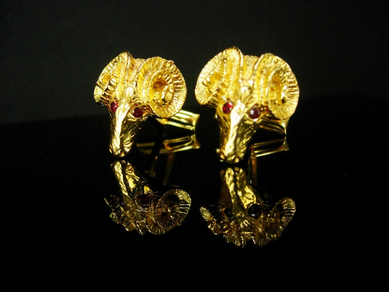 ARIES Vintage Ram Cufflinks garnet Rhinestone eyes Sheep Vintage Gold Wildlife Astrology mens accessory Leo Sagittarius gift