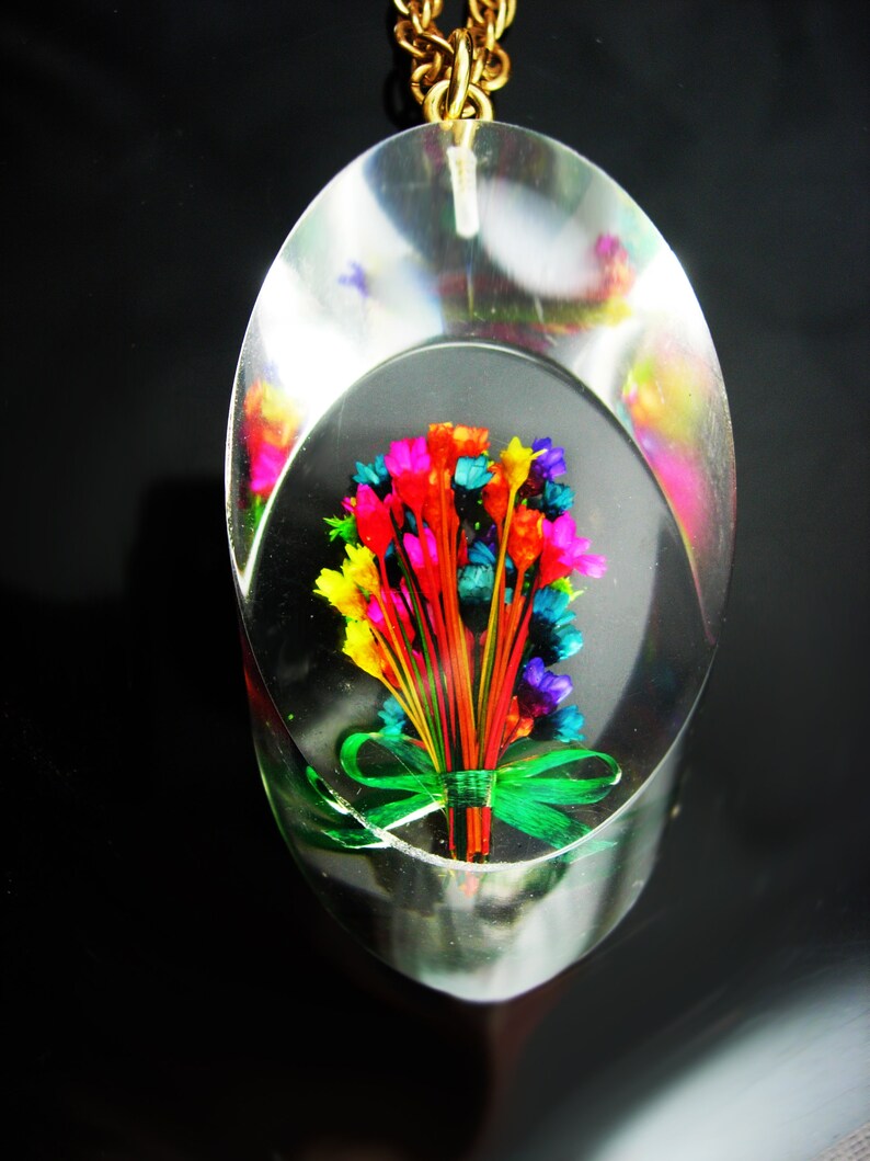 HUGE necklace 1940s LUCITE Necklace Flower bouquet vintage thick dimensional tubular slice Sweetheart gift mid century modern