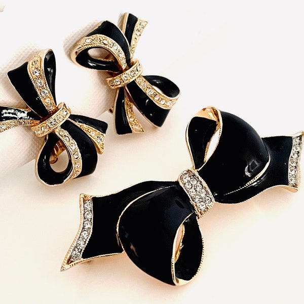 Vintage Gem Craft/Craft Clip On Bow Earrings And D'orlan Bow Brooch