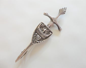 ROBERT ALLISON Collectible Vintage Silver Celtic/Scottish Sword Pin Brooch