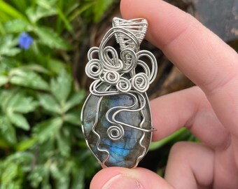 Labradorite Gemstone Wire Wrap Pendant