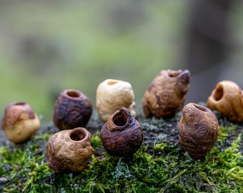 6 mm Dreadperlen aus Baumperlen einer Eiche - naturbelassenen