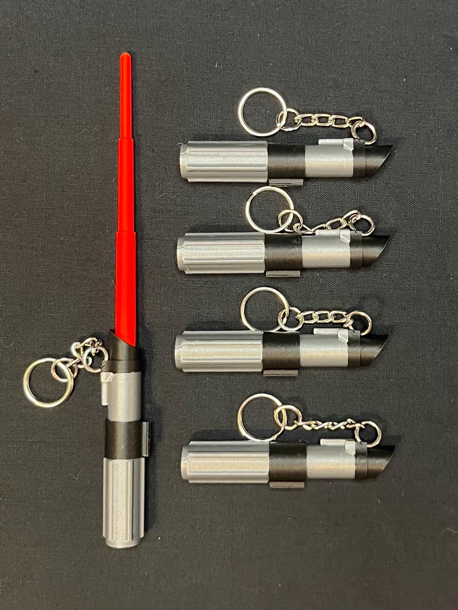 ダース・ベイダー ミニライトセーバーキーホルダー：3Dプリントスター