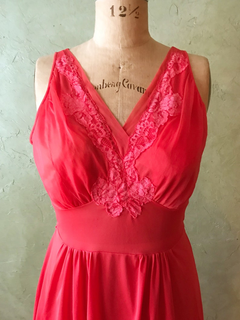 Size 34 Vintage 1950\u2019s Classic Romantic Red Lorraine Nightgown Negligee