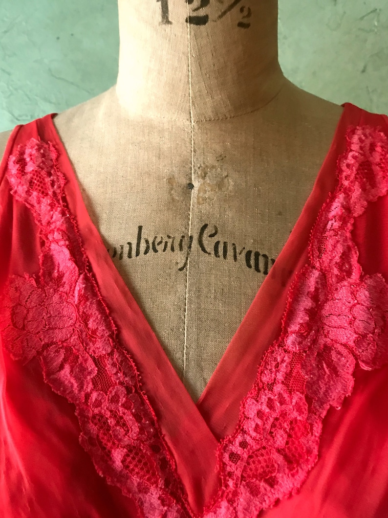 Size 34 Vintage 1950\u2019s Classic Romantic Red Lorraine Nightgown Negligee