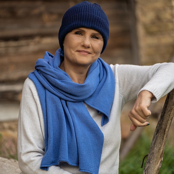 Knitted Ribbed Hat With Folded up Cuff, Blue Cashmere Merino  display picture 3
