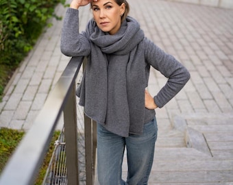 Gray wide long knitted shawl, oversized  cashmere merino wool winter wrap, big travel blanket scarf, Christmas gift for mother, daughter