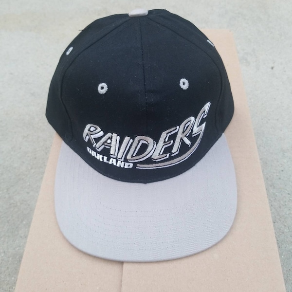 Vintage Oakland Raiders Adult  Snapback