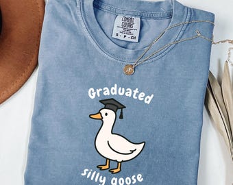 Comfort Colors® Graduiertes dummes Gans-Shirt, lustiges Abschluss-Hemd, lustiges Gans-Shirt, Gänseliebhaber-Hemd, graduiertes Geschenk, graduiertes Gans-Hemd