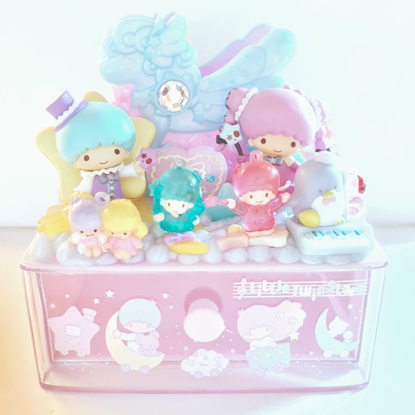 Little twin stars pastel kawaii horse carriage decoden drawer with kuromi rare limited edition