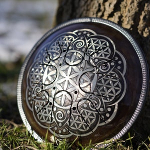 10-Zoll-Stahlzungenhandpan mit Blume des Lebens-Gravur, Tanktrommel, perfekt für Yoga & Meditation