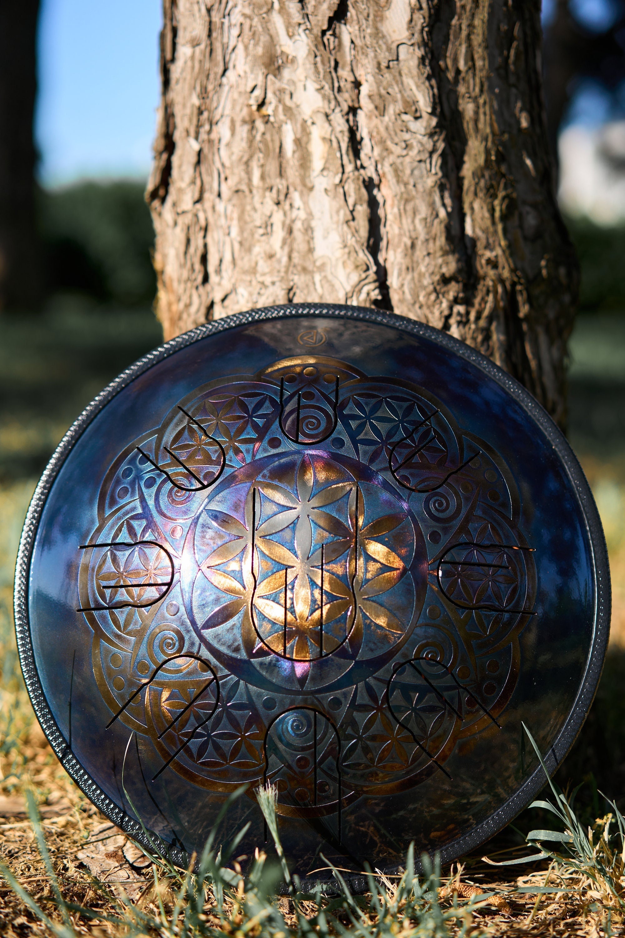 Steel tongue drum Flower of Life, 14 inch Tank Drum, 440 Hz or 432 Hz Hand Drum with Sacred Geometry, Pan Drum for Music Gift and Meditation