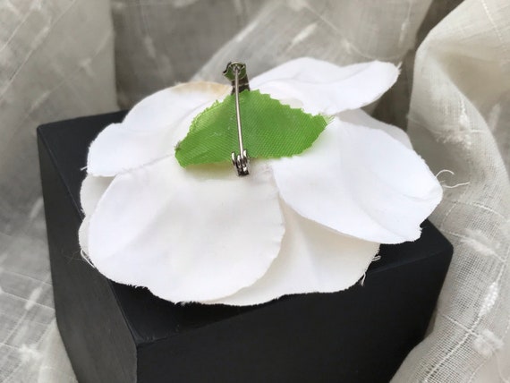 Vintage Handmade White Fabric Rose Brooch, for co… - image 7